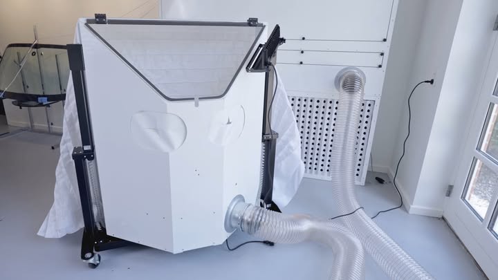 HBC System Mobile Spray Booth - no more masks or protective wear! - M&H Group news photo 2