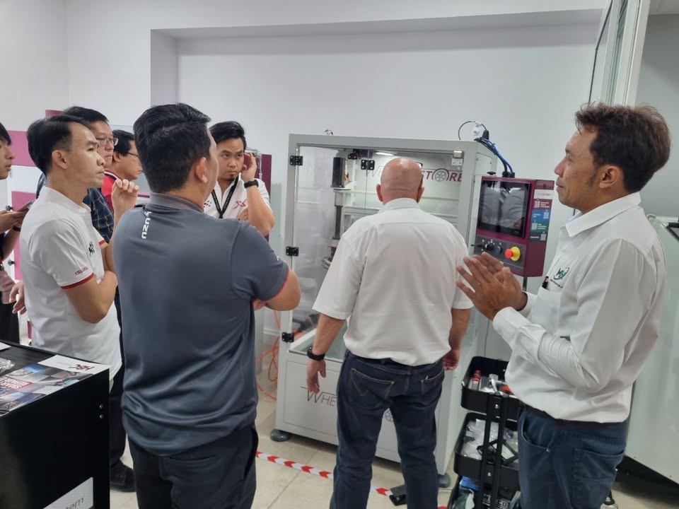 อัปเดตเทคโนโลยีงานซ่อมล้อแม็ก: ISUZU / Thailand - ภาพข่าว M&H Group 9